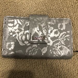 Kenneth Cole reaction wallet